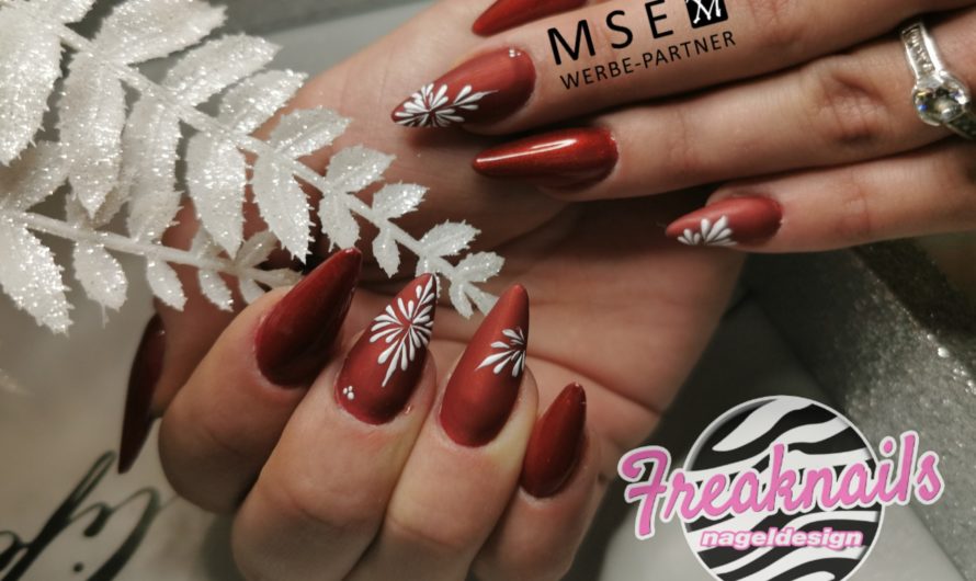 Red Nails Winterlook mit MSE Farbgel 895