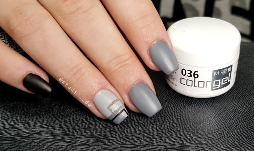Frosted Nails