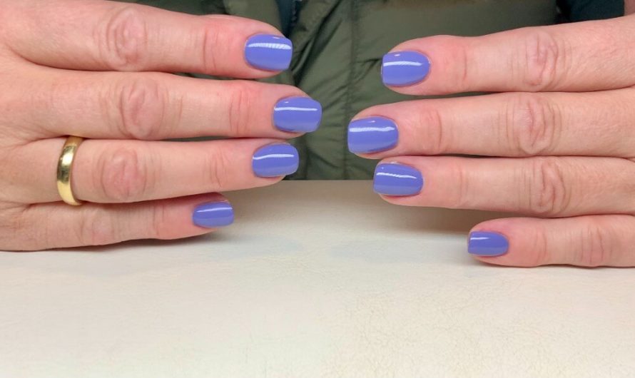 Acrylnaegel mit Shellac