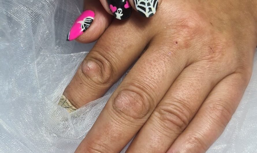 Halloween Nails