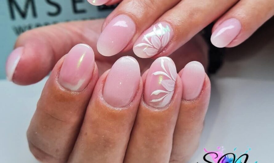 Make Up Pink Nails